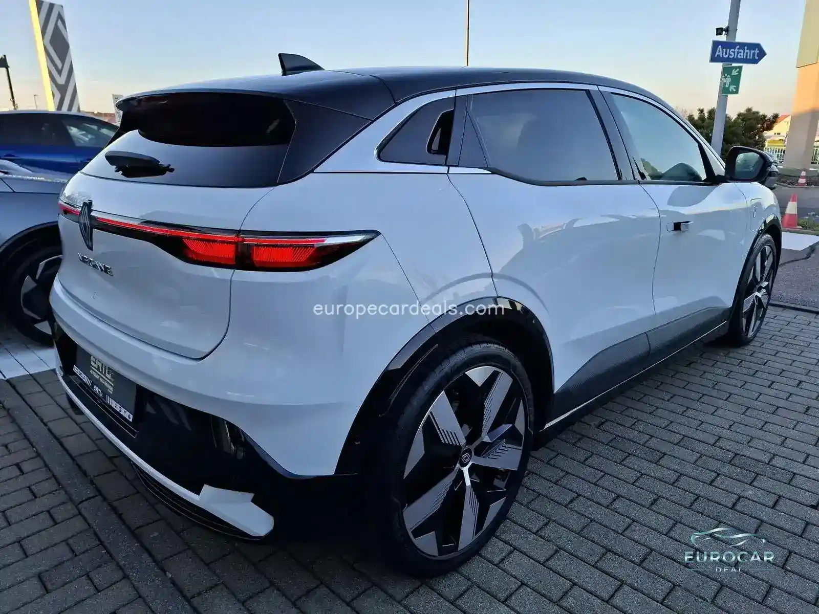 Renault Megane E-TECH