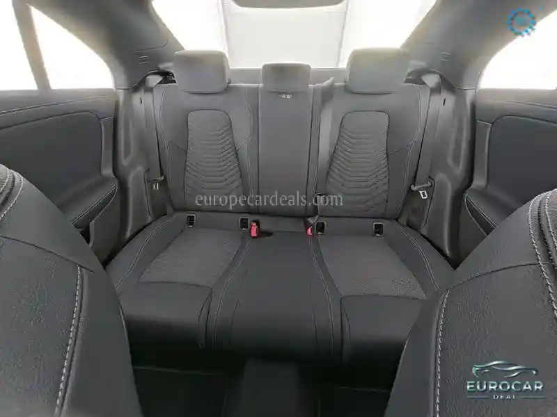 Mercedes-Benz CLA 180