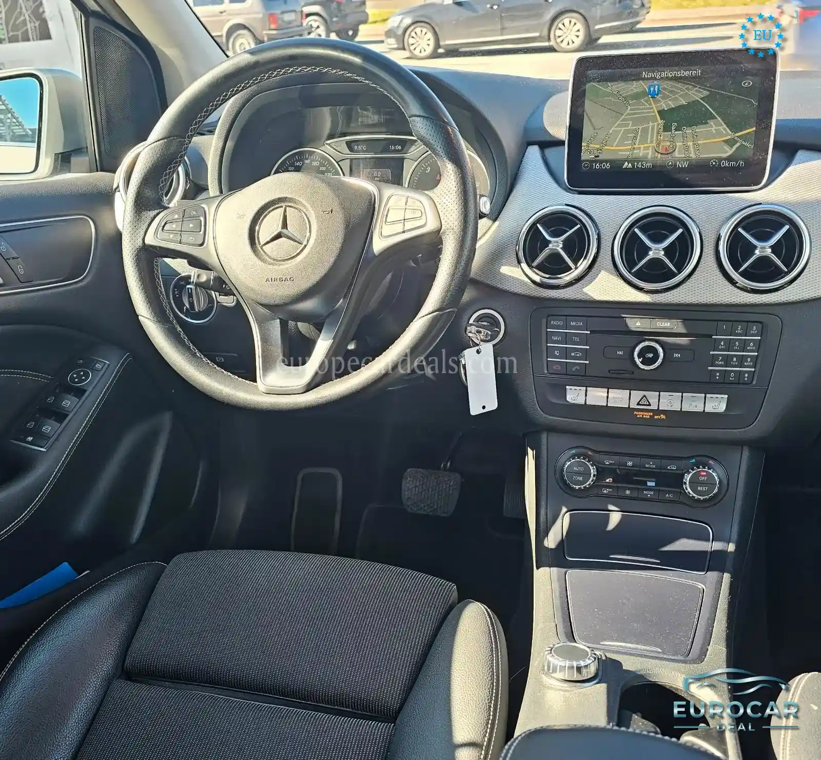 Mercedes-Benz B 180