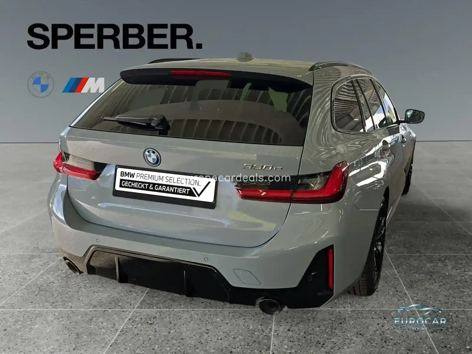 BMW 330
