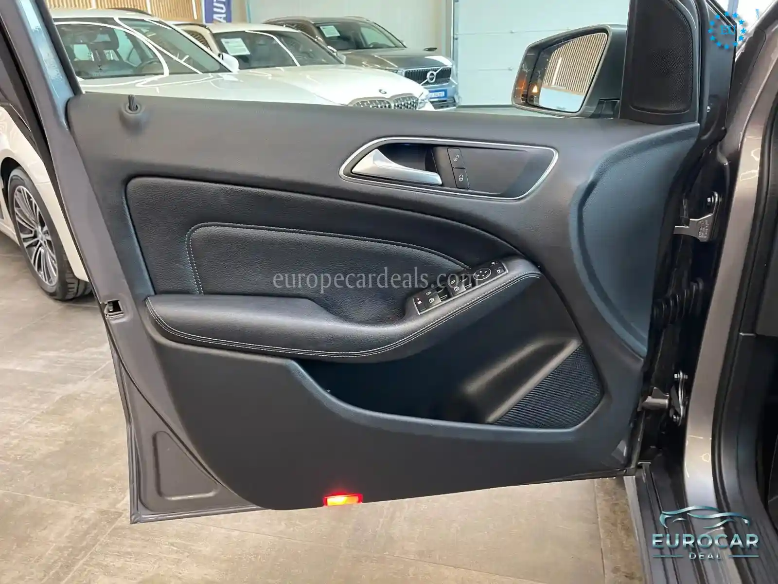 Mercedes-Benz B 220