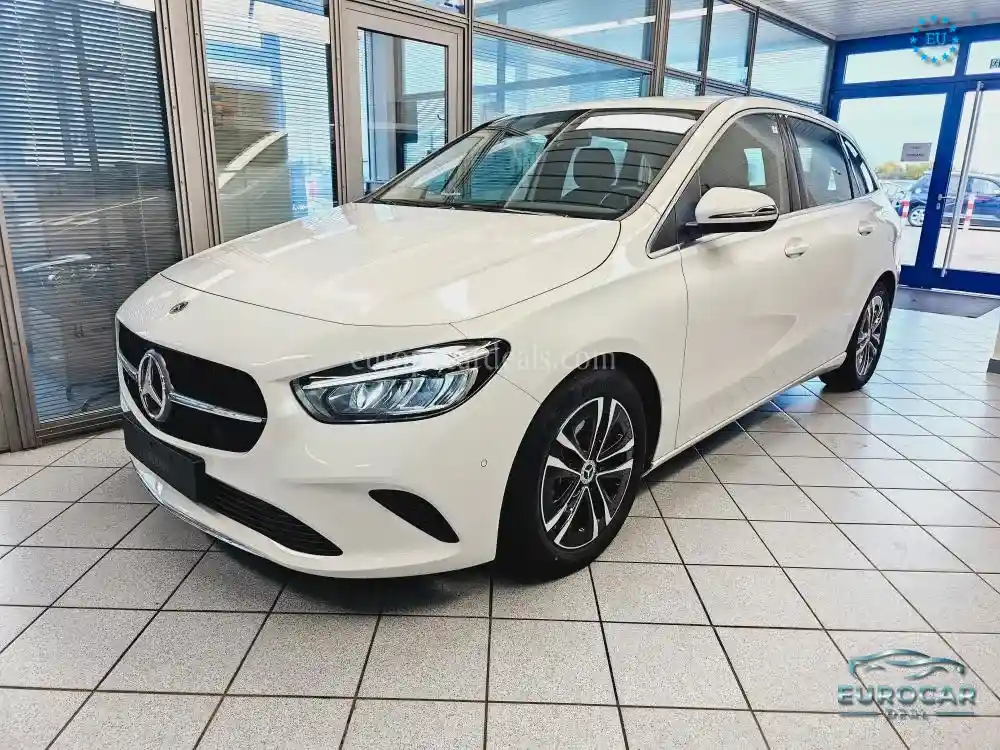 Mercedes-Benz B 200