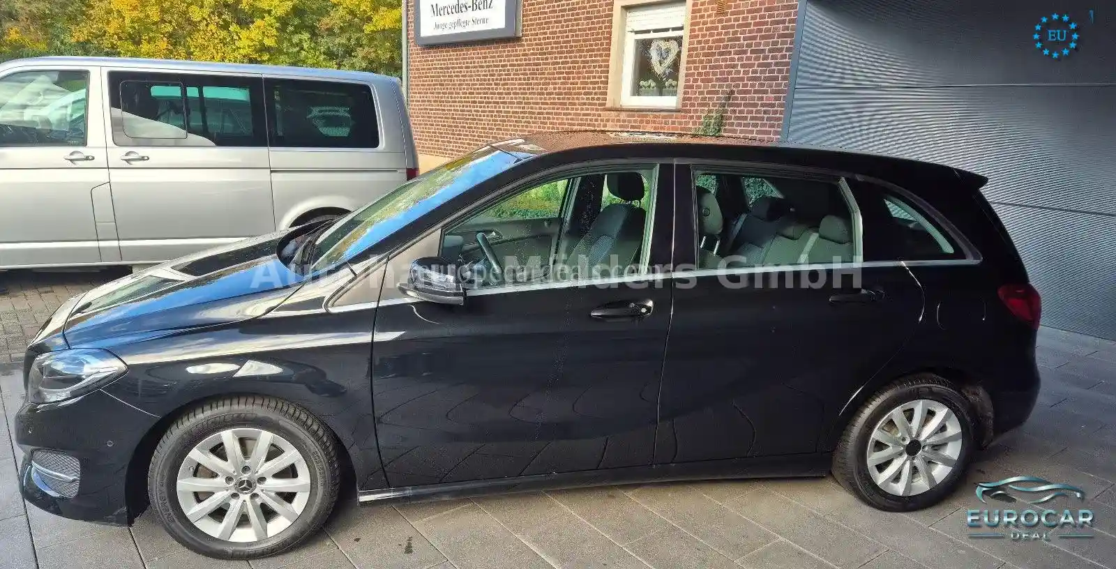 Mercedes-Benz B 180