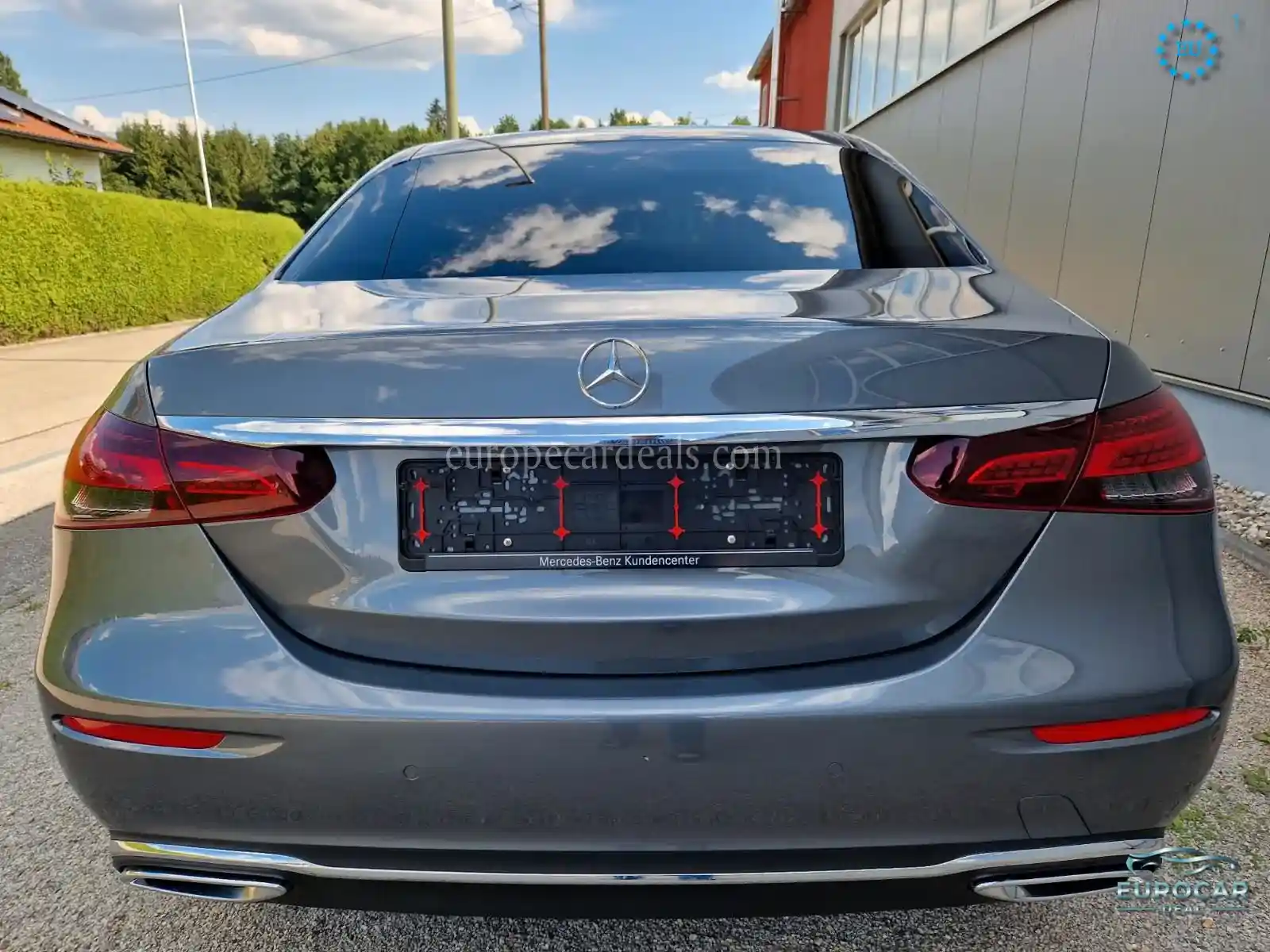 Mercedes-Benz E 220
