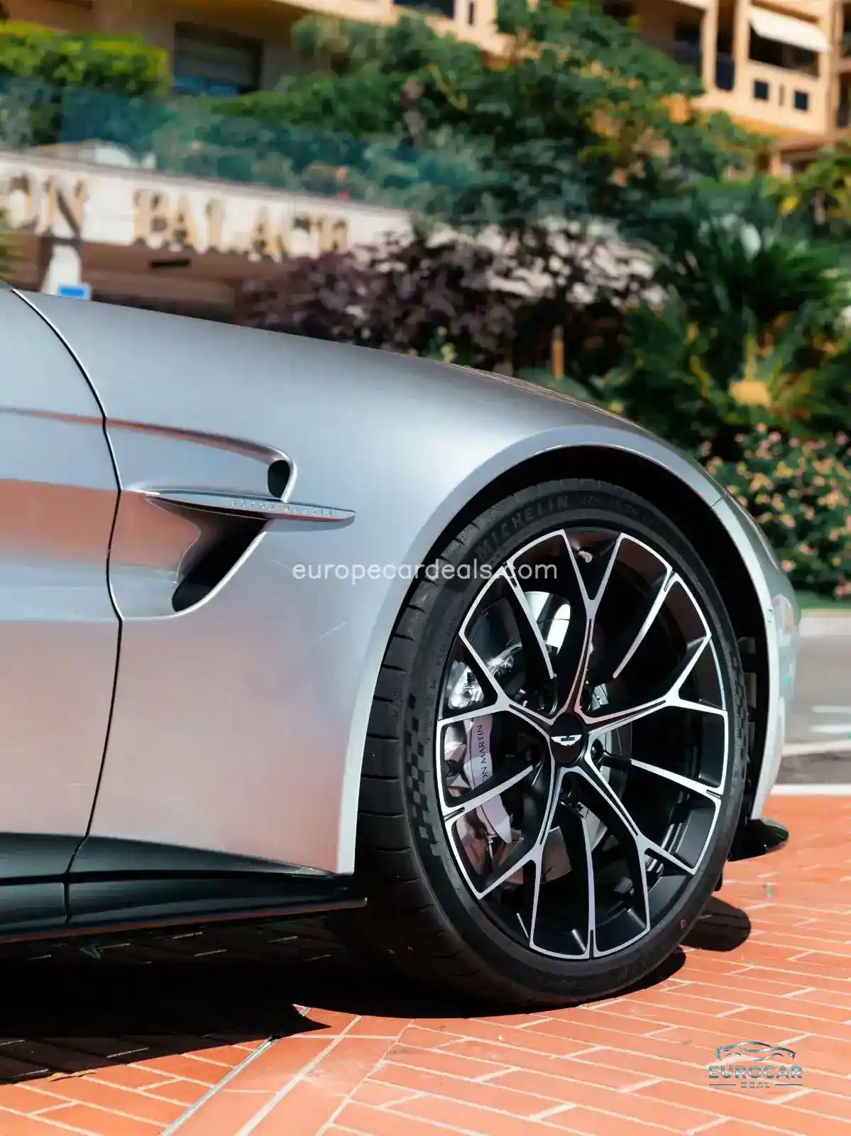 Aston Martin V8 Vantage