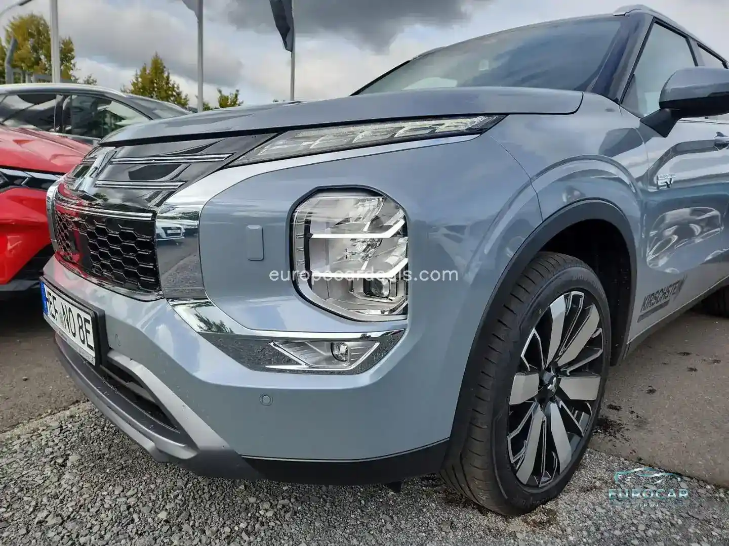 Mitsubishi Plug-in Hybrid Outlander