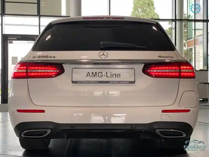 Mercedes-Benz E 300