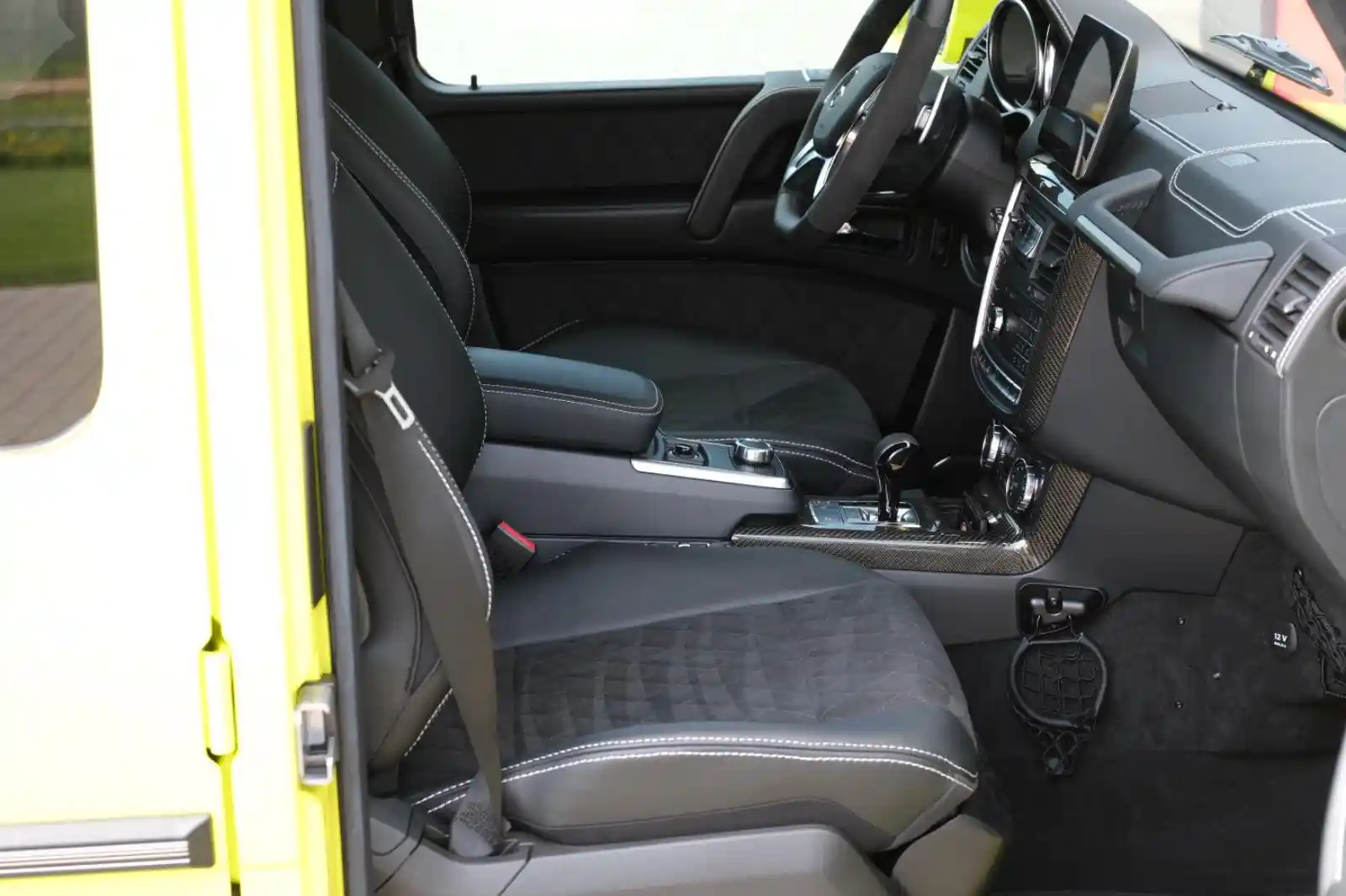 Mercedes-Benz G 500