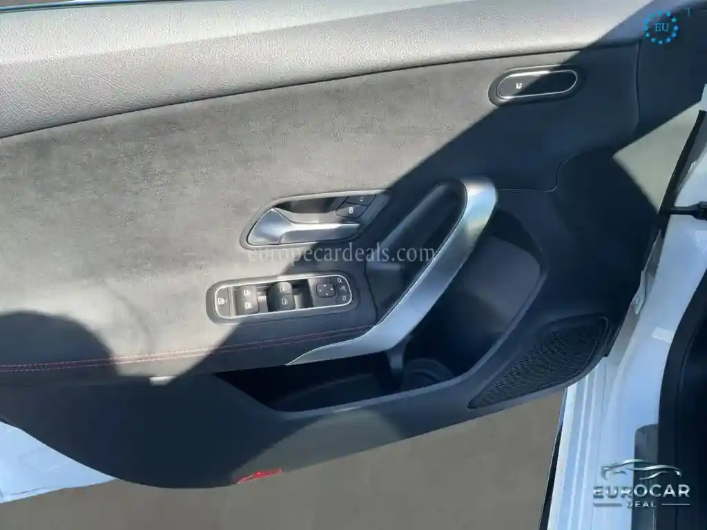 Mercedes-Benz A 45 AMG