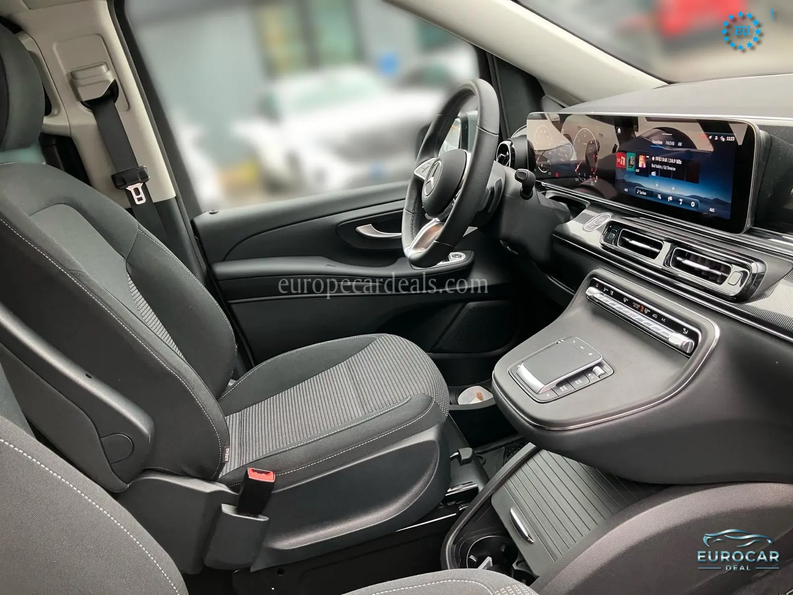 Mercedes-Benz V 220