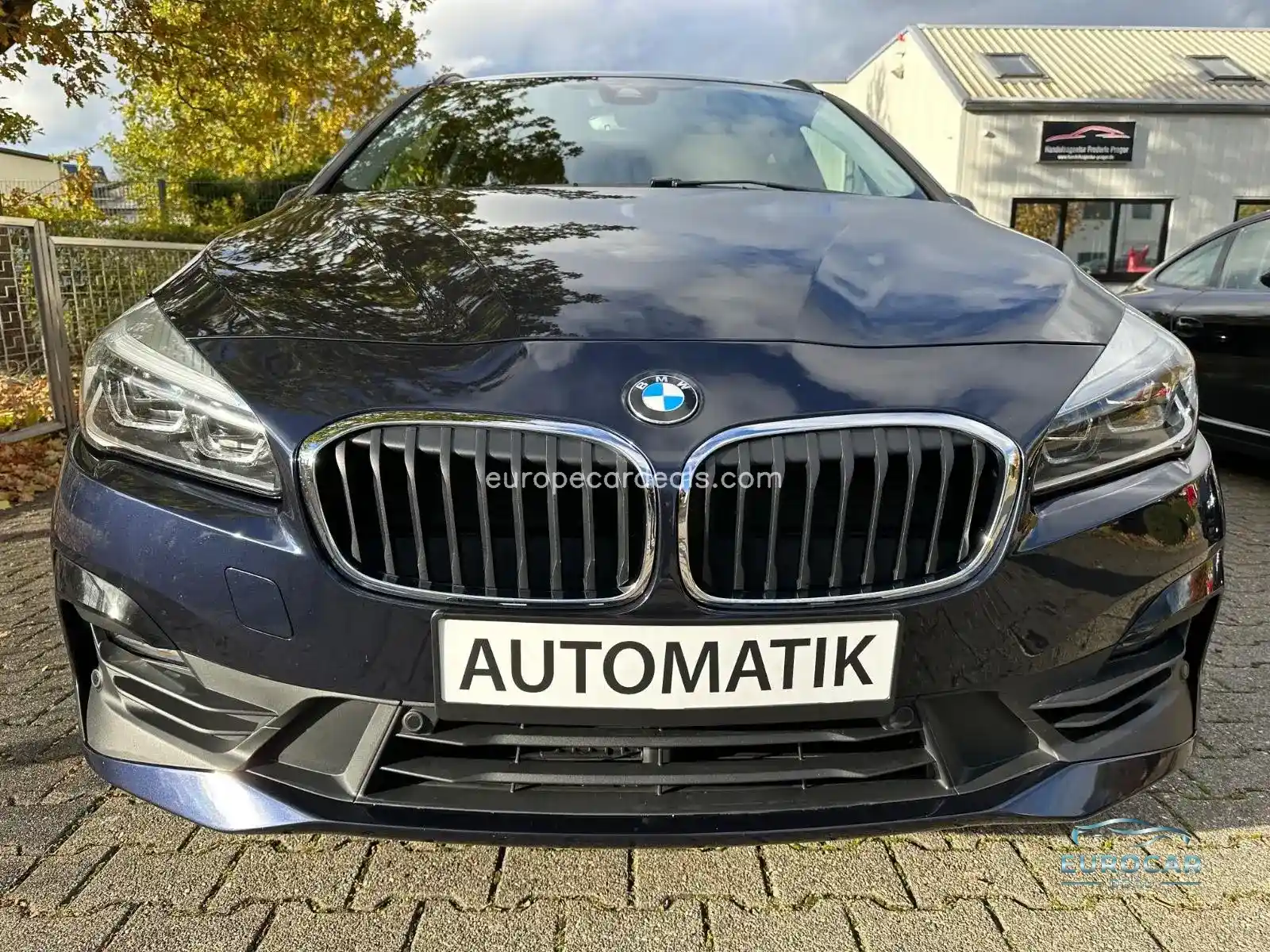 BMW 218
