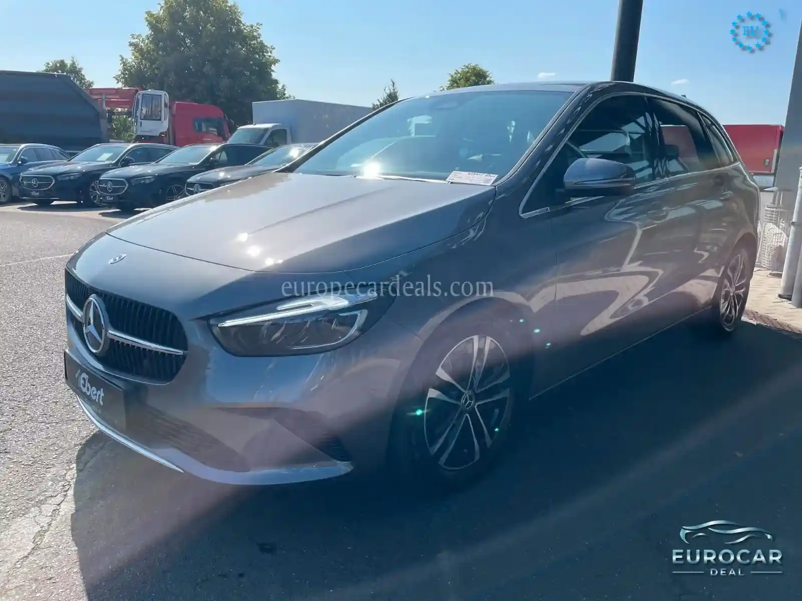 Mercedes-Benz B 200
