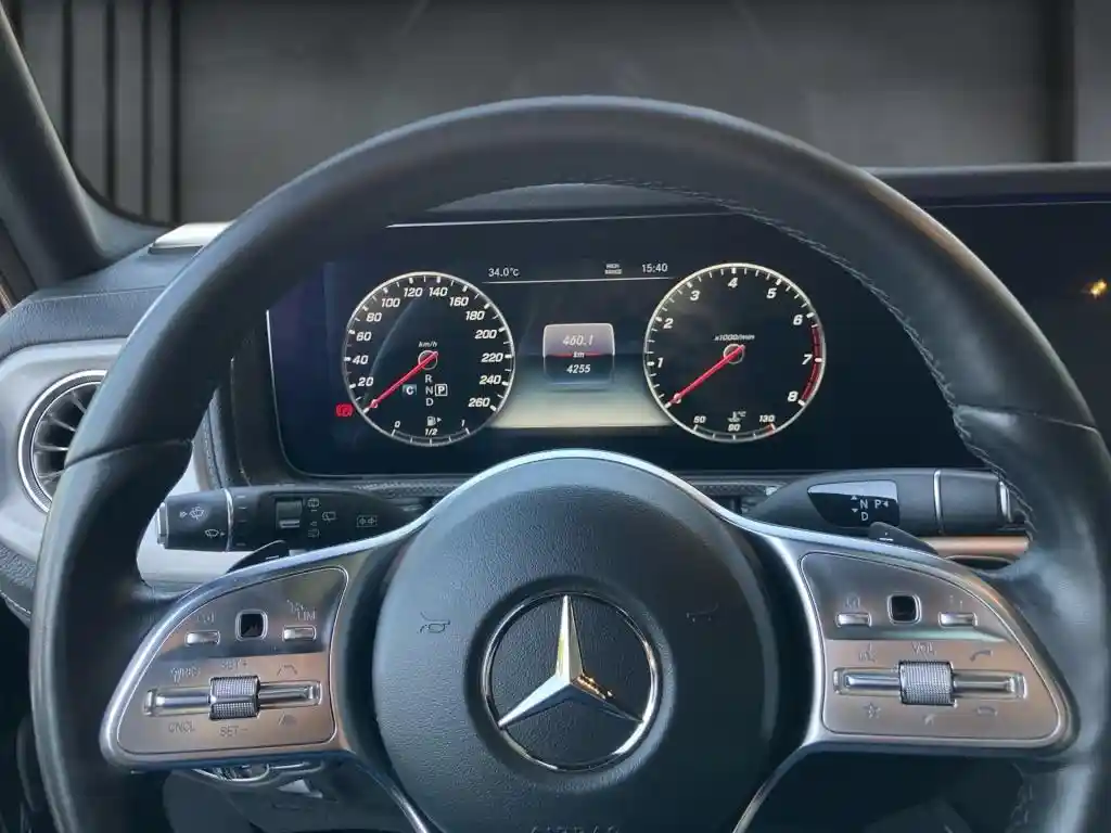 Mercedes-Benz G 500