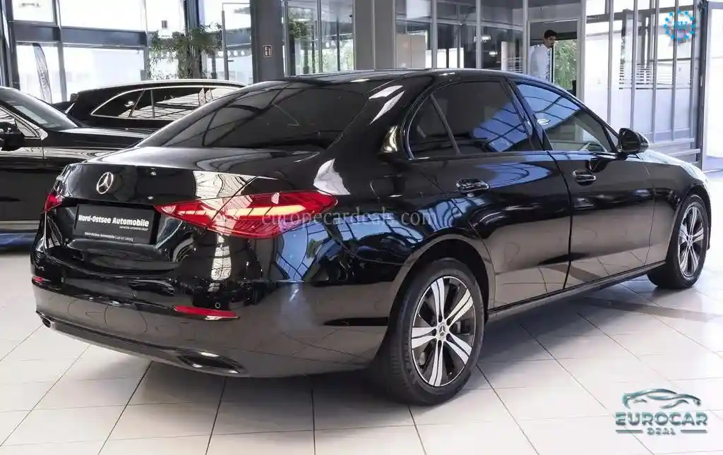 Mercedes-Benz C 300