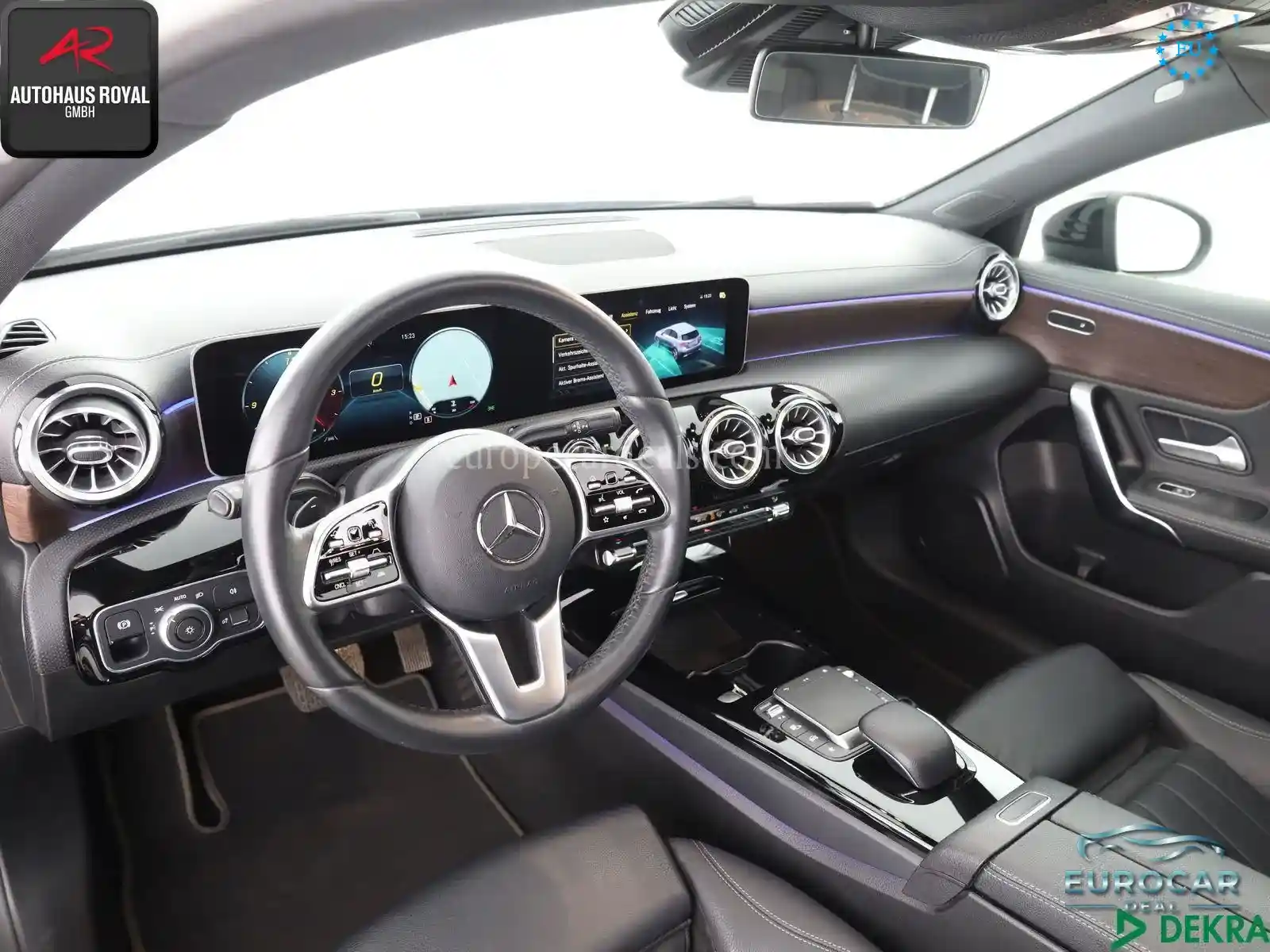 Mercedes-Benz A 220