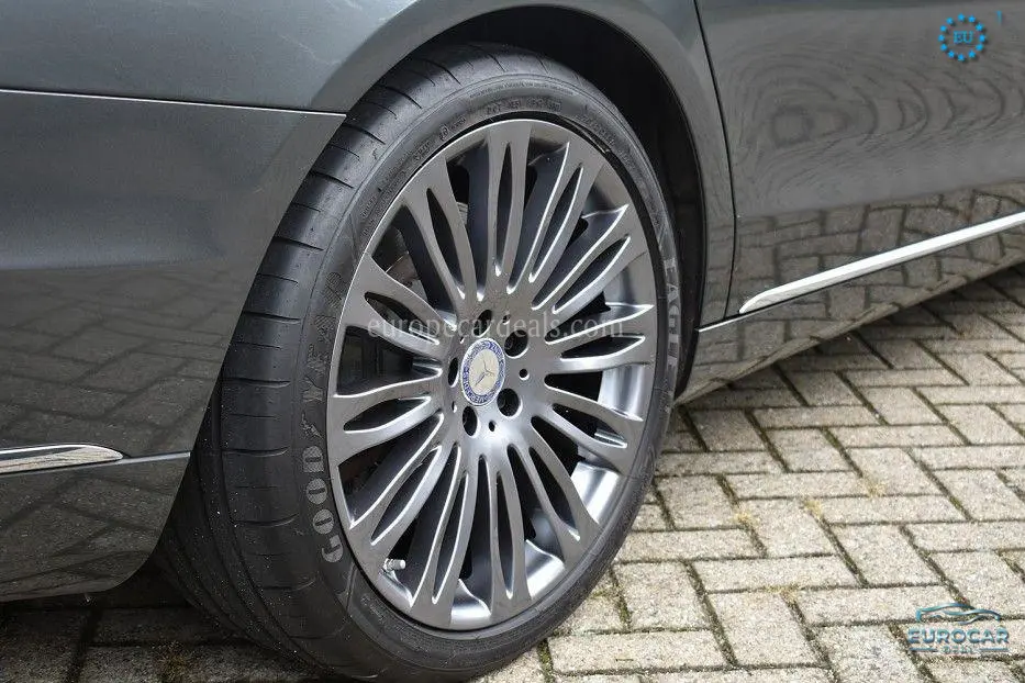 Mercedes-Benz S 500
