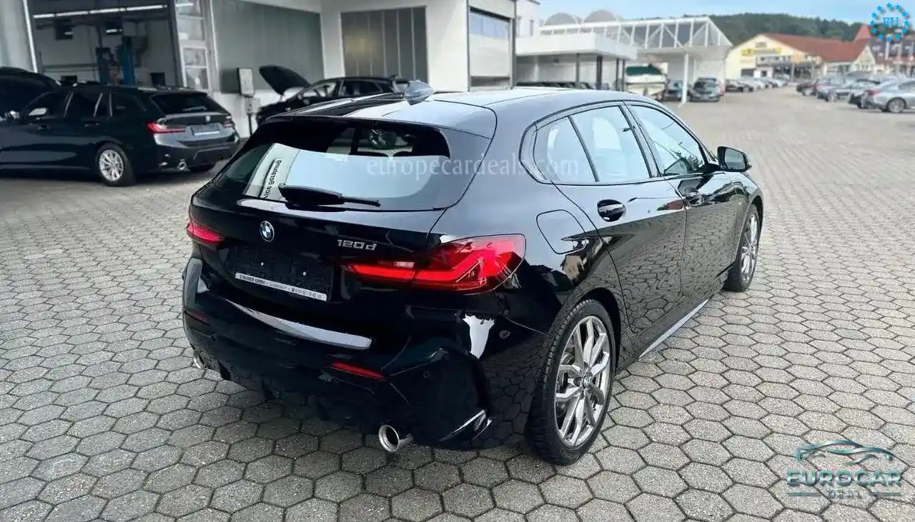 BMW 120
