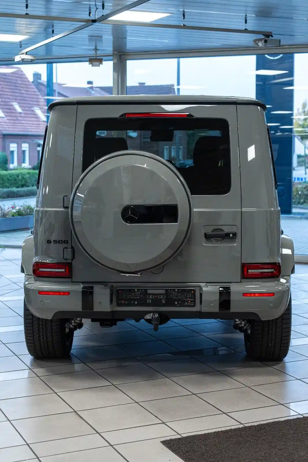 Mercedes-Benz G 500