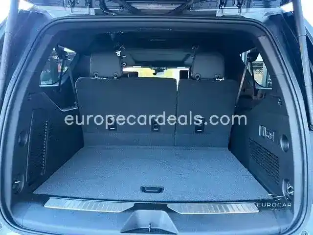 Chevrolet Suburban