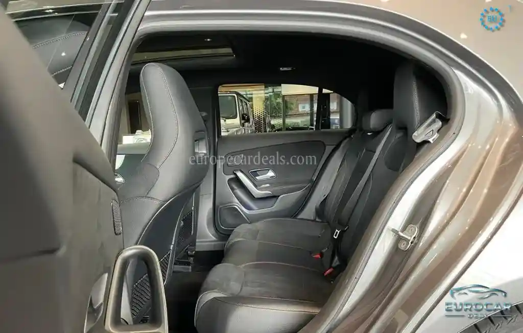 Mercedes-Benz A 220