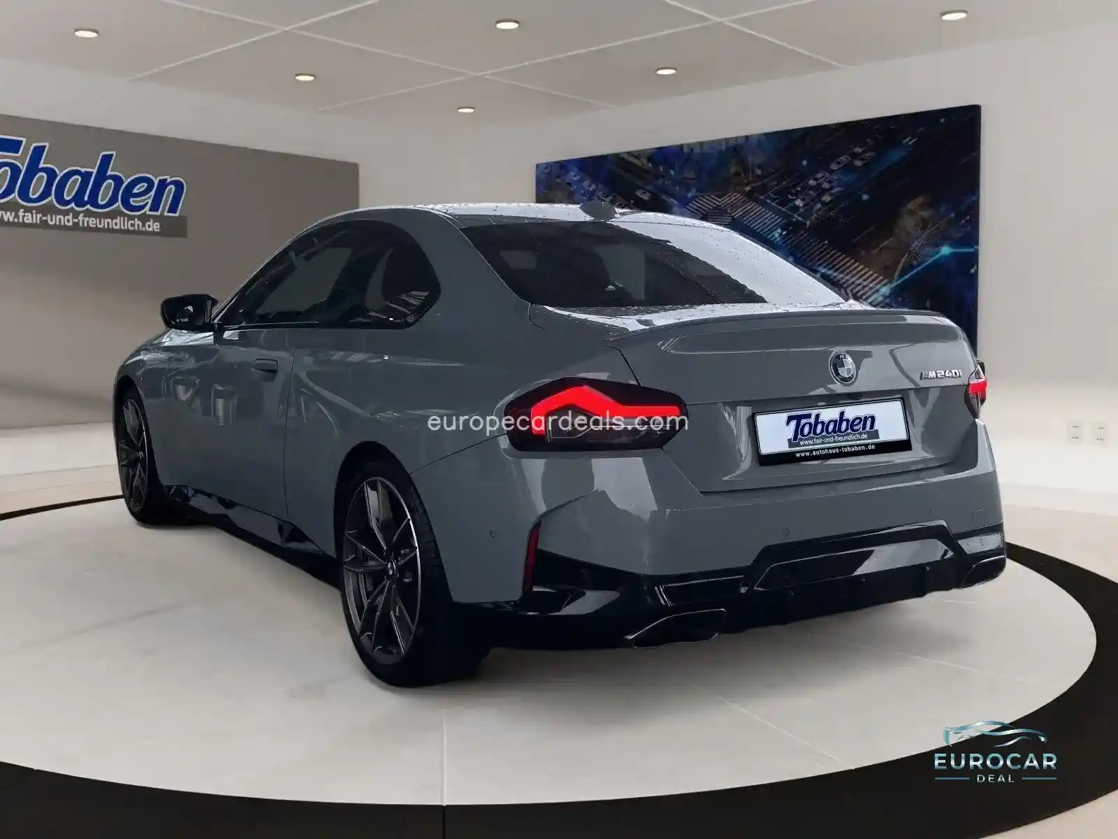 BMW M240i