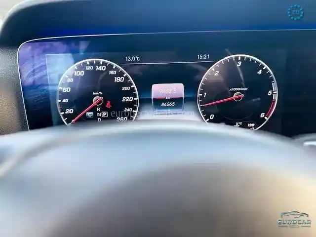 Mercedes-Benz E 350