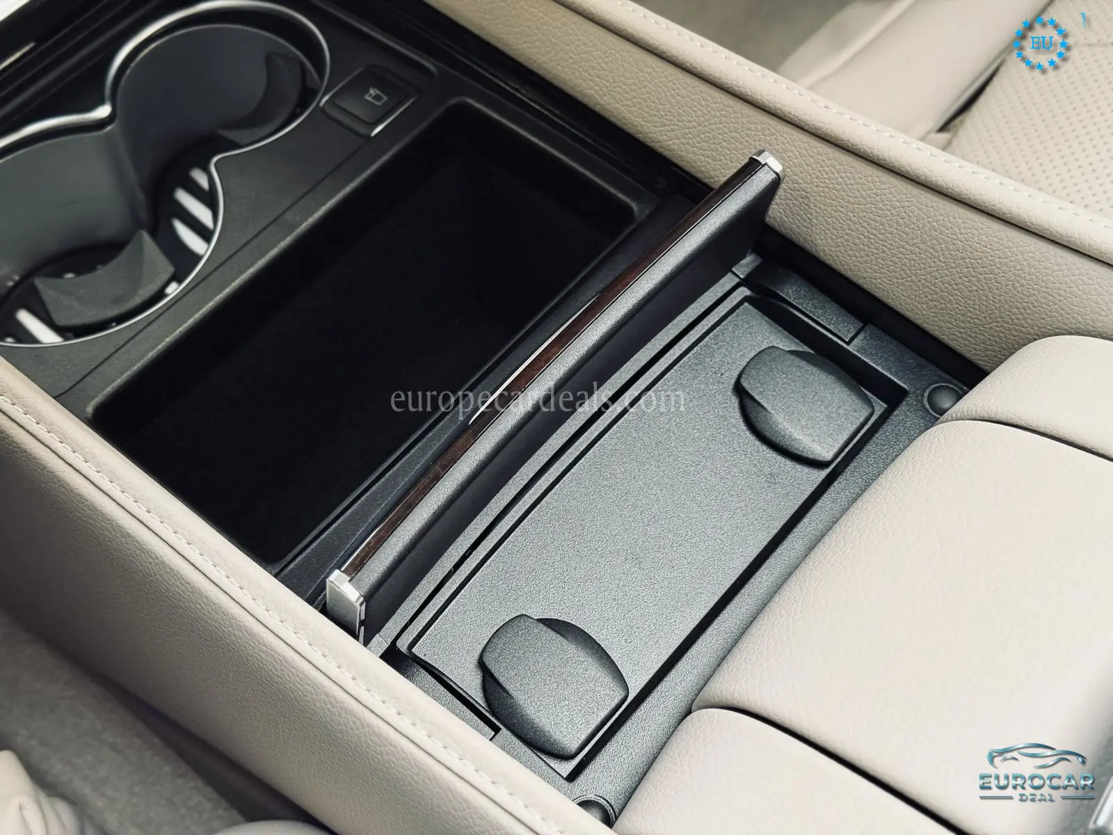 Mercedes-Benz S 560