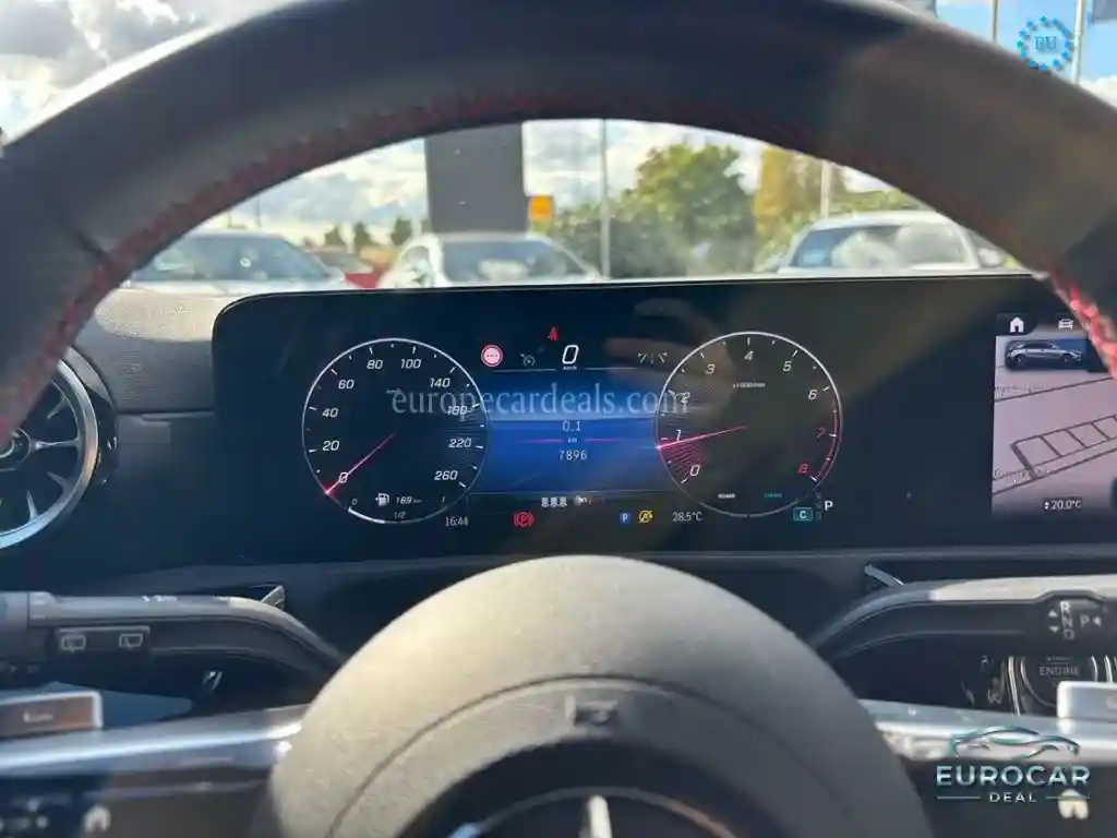 Mercedes-Benz A 220