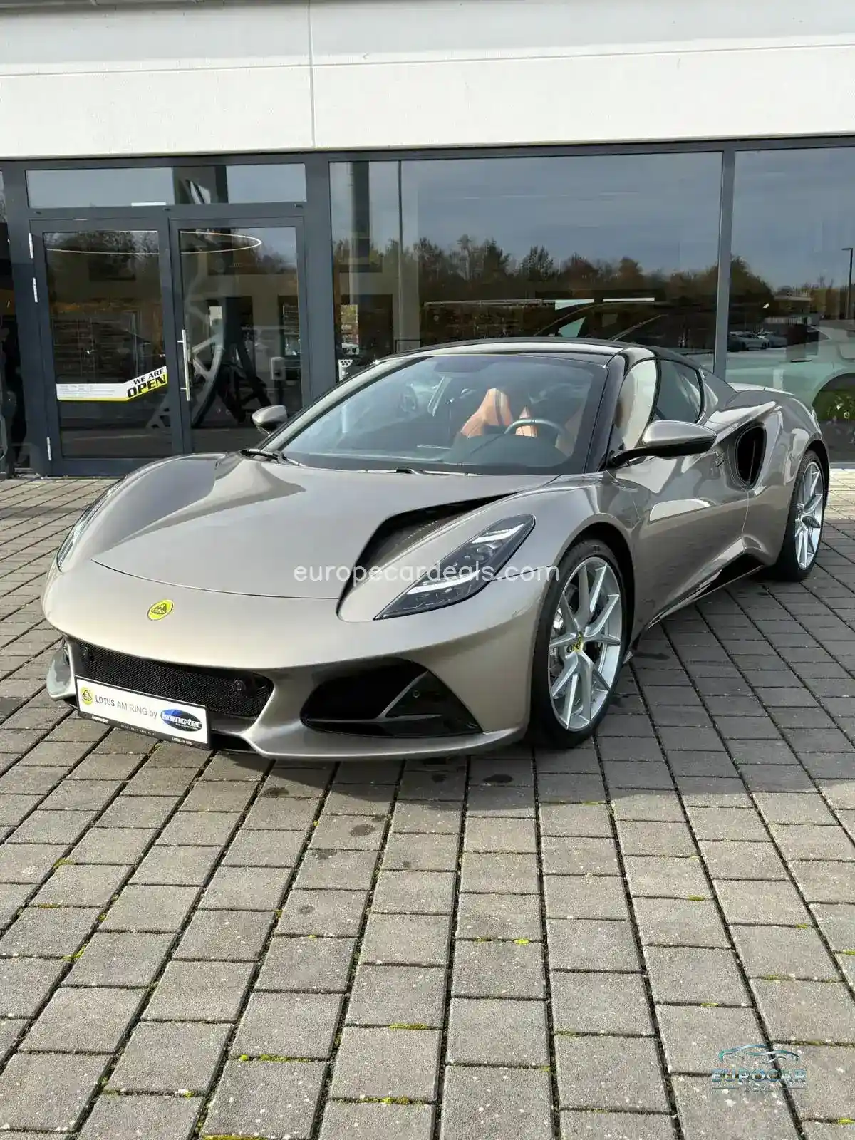 Lotus Emira