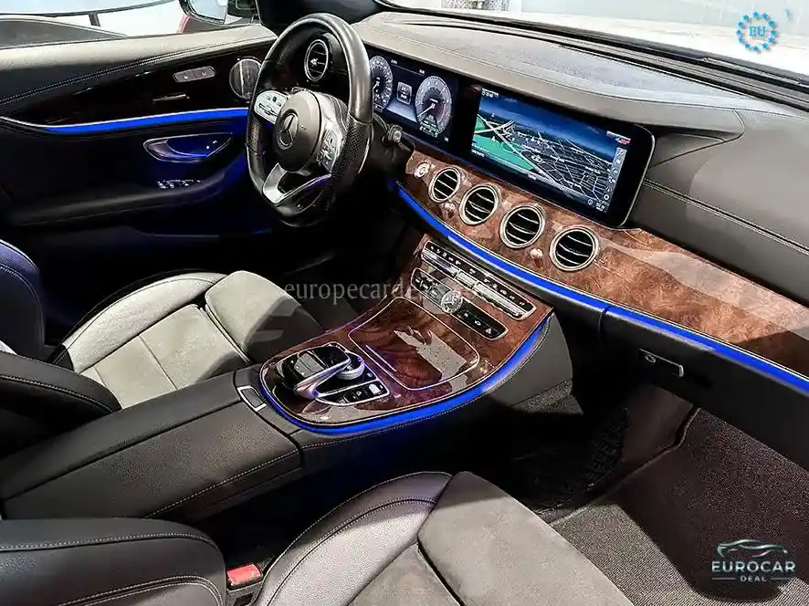 Mercedes-Benz E 300