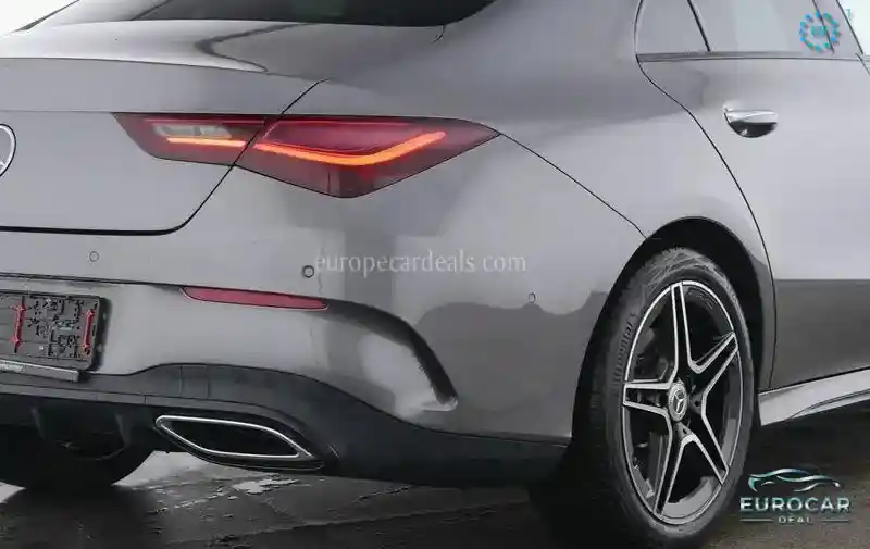 Mercedes-Benz CLA 200