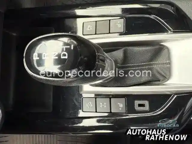 Double Cab 4WD V-CROSS Leder*LED*Mehrzone