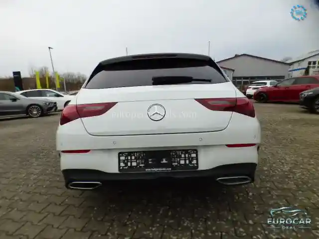 Mercedes-Benz CLA 200 Shooting Brake