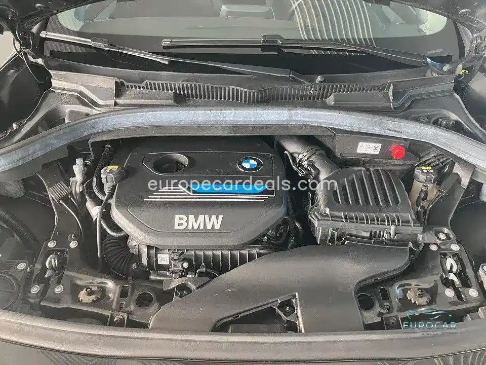 BMW 225
