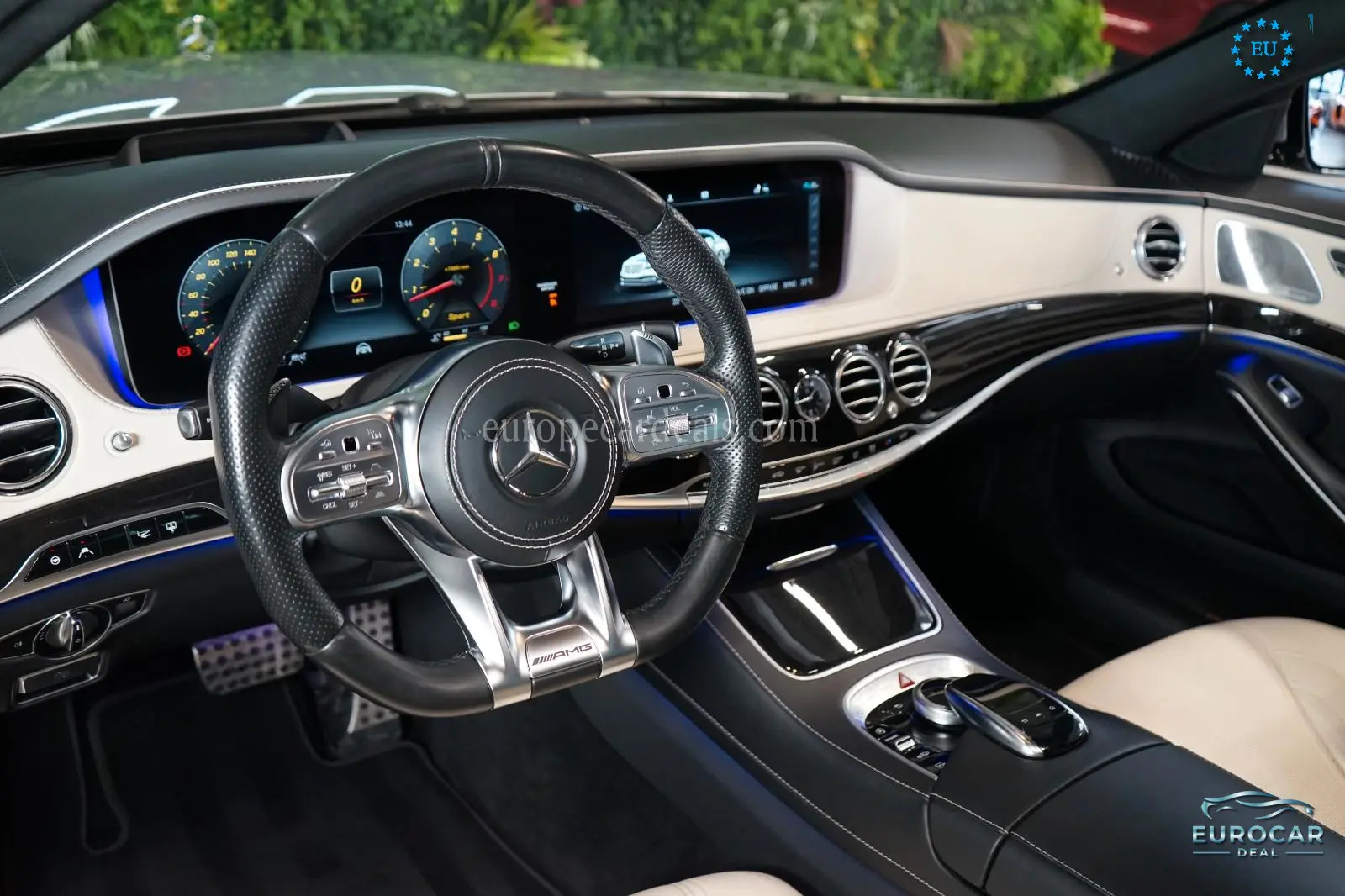 Mercedes-Benz S 560