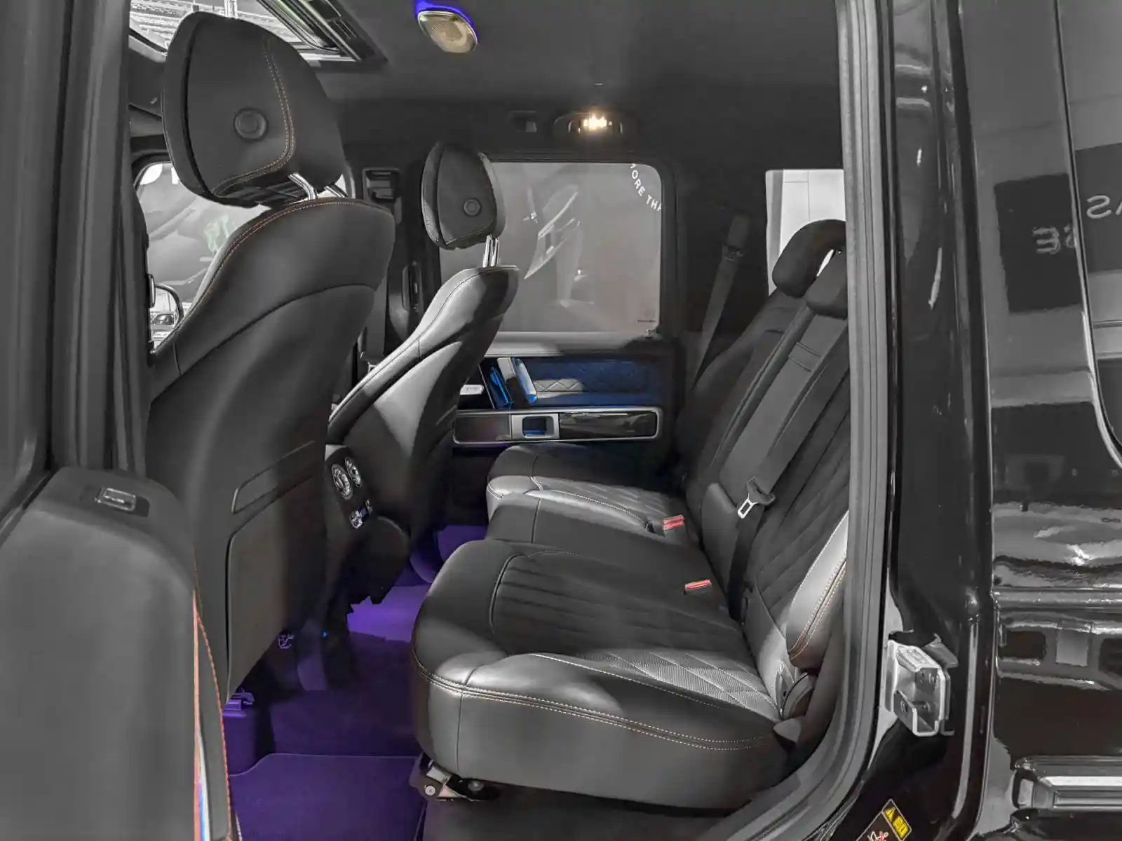 Mercedes-Benz G 500