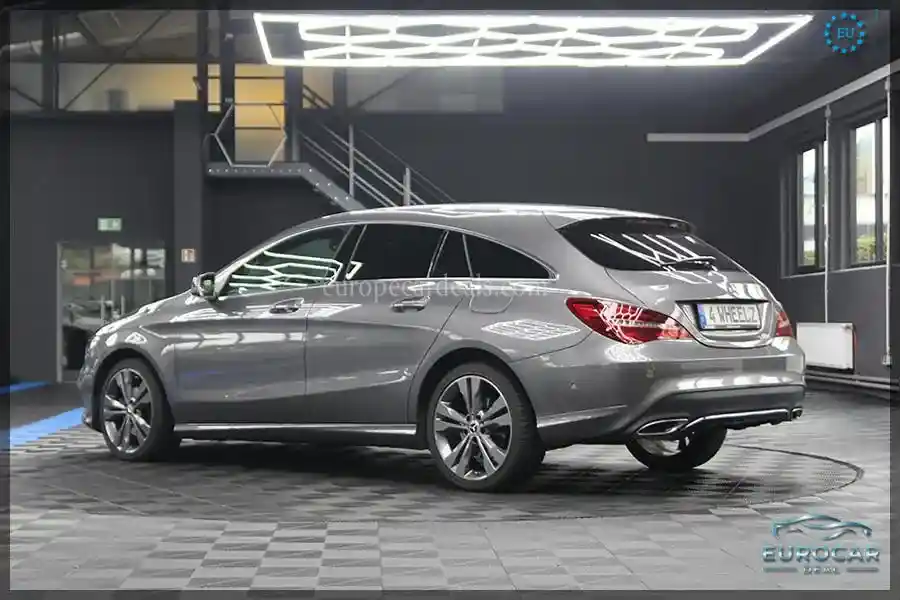 Mercedes-Benz CLA 220 Shooting Brake