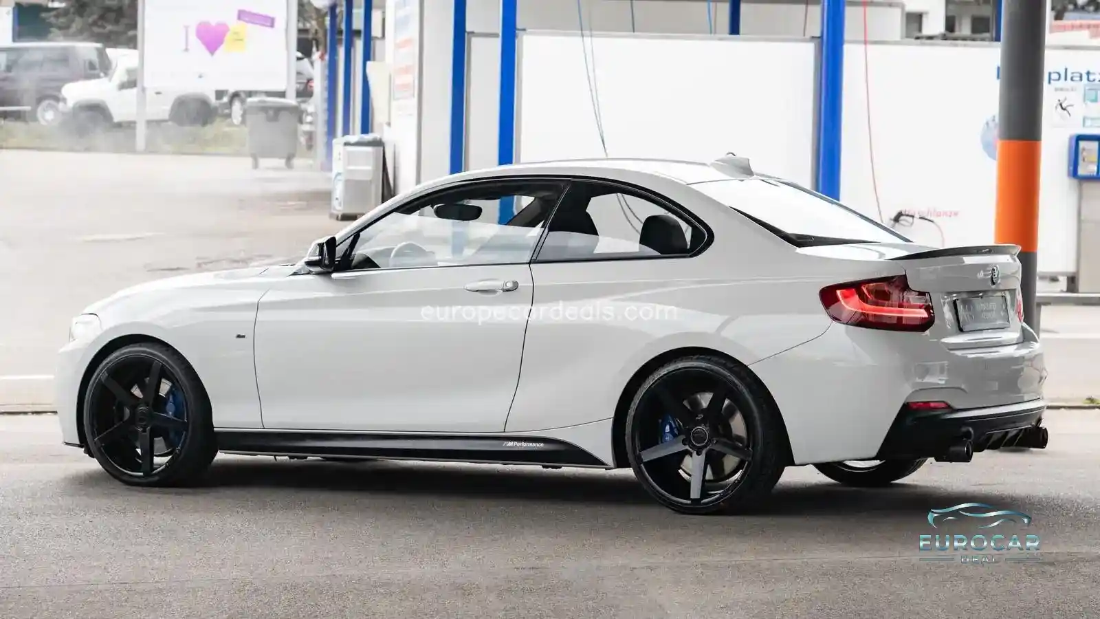 BMW M235
