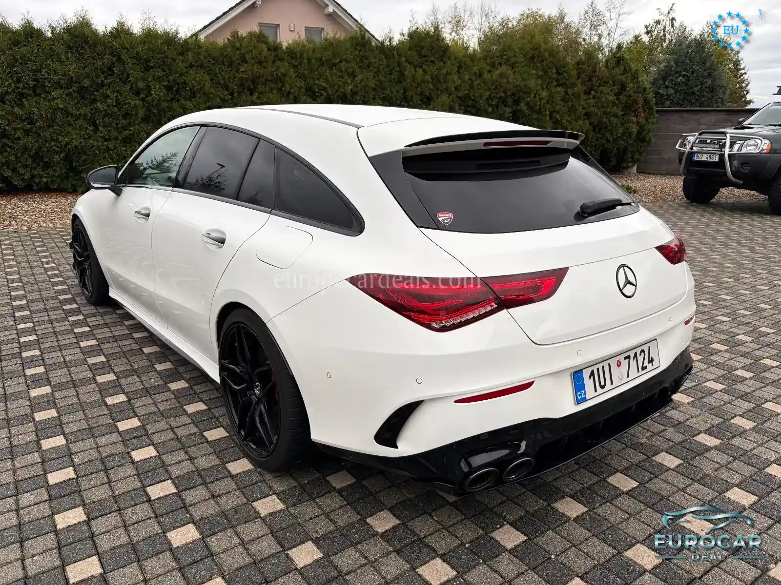 Mercedes-Benz CLA 45 AMG Shooting Brake