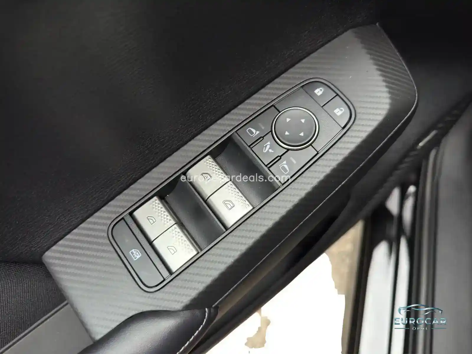 Mitsubishi Plug-in Hybrid Outlander