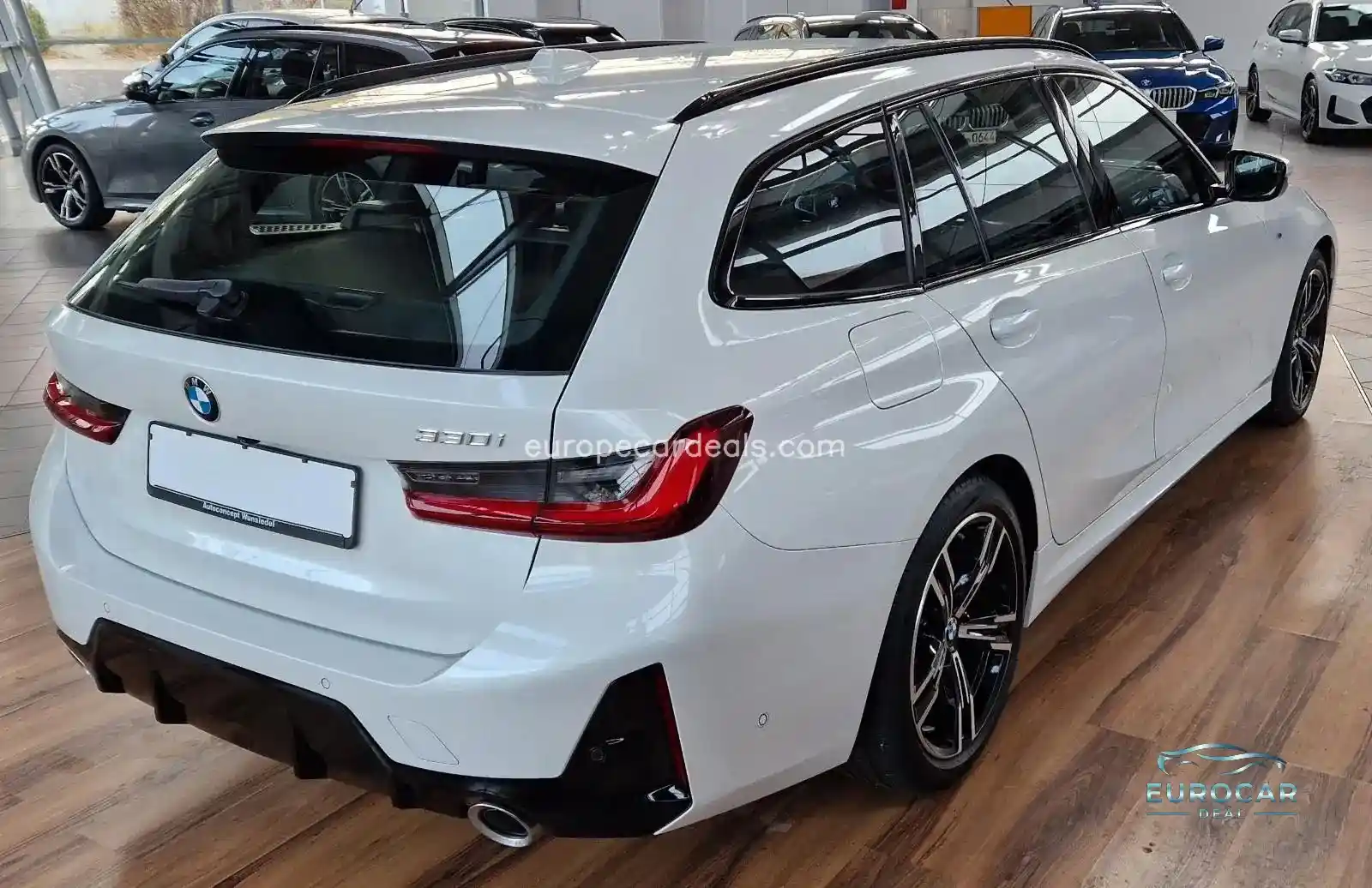 BMW 330