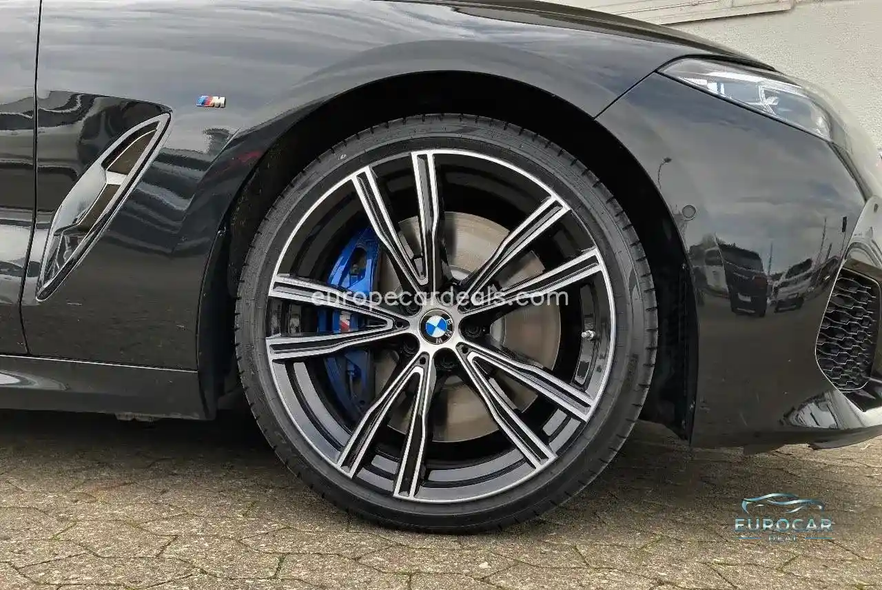 BMW M850