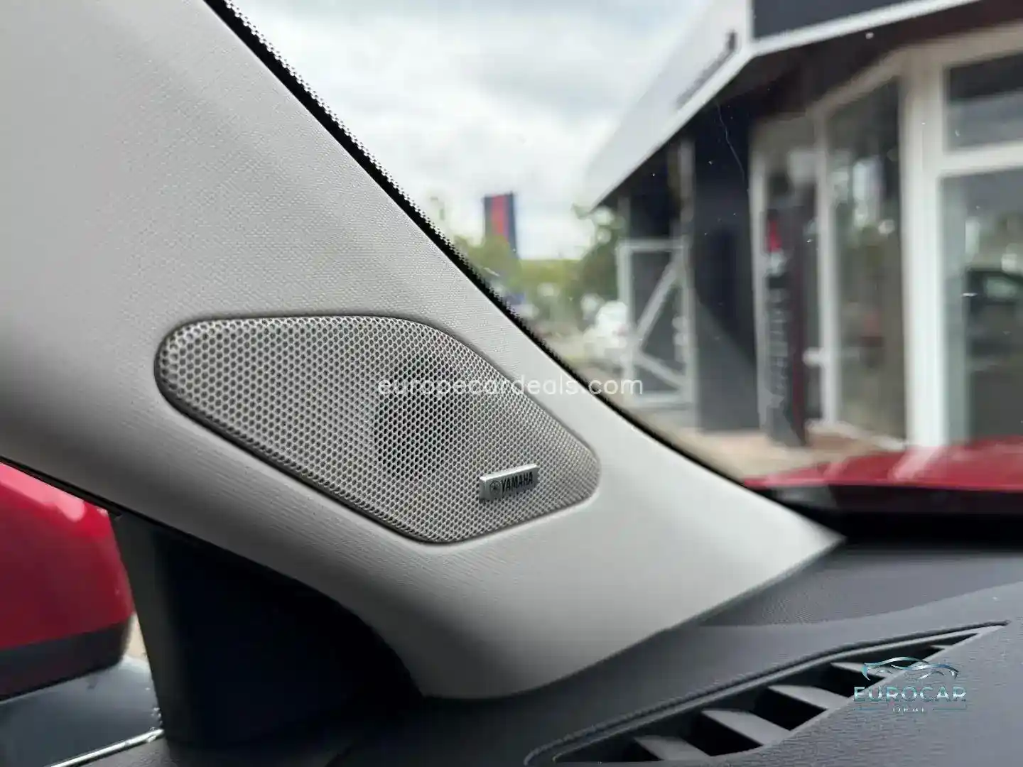 Mitsubishi Plug-in Hybrid Outlander
