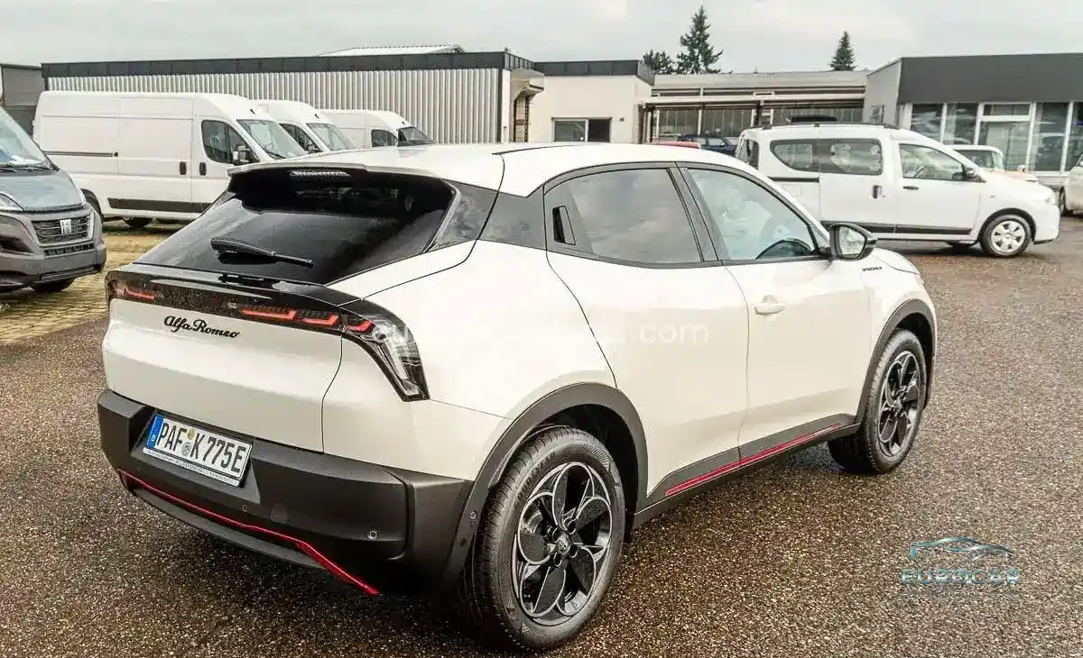 Alfa Romeo Junior