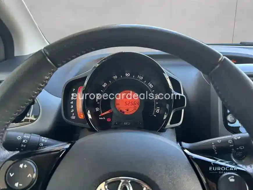 Toyota Aygo (X)