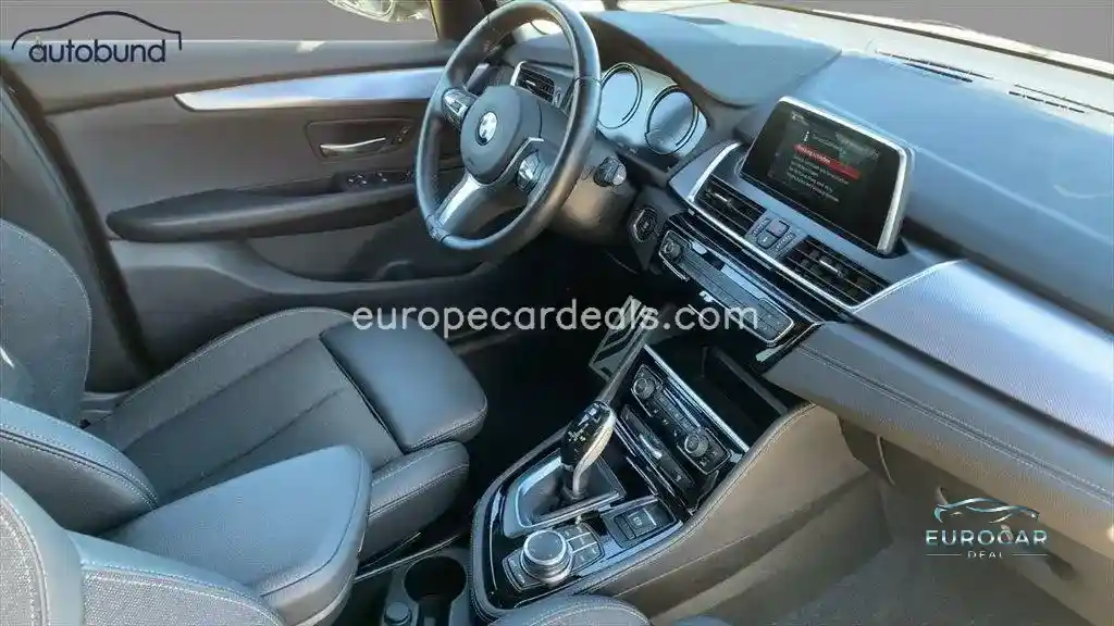 BMW 220