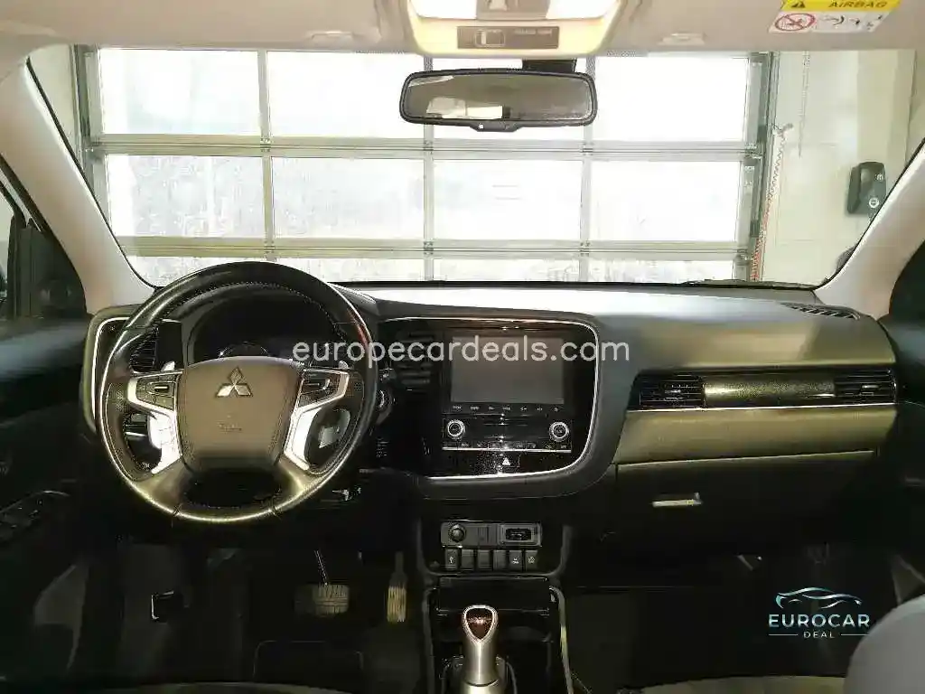 Mitsubishi Plug-in Hybrid Outlander