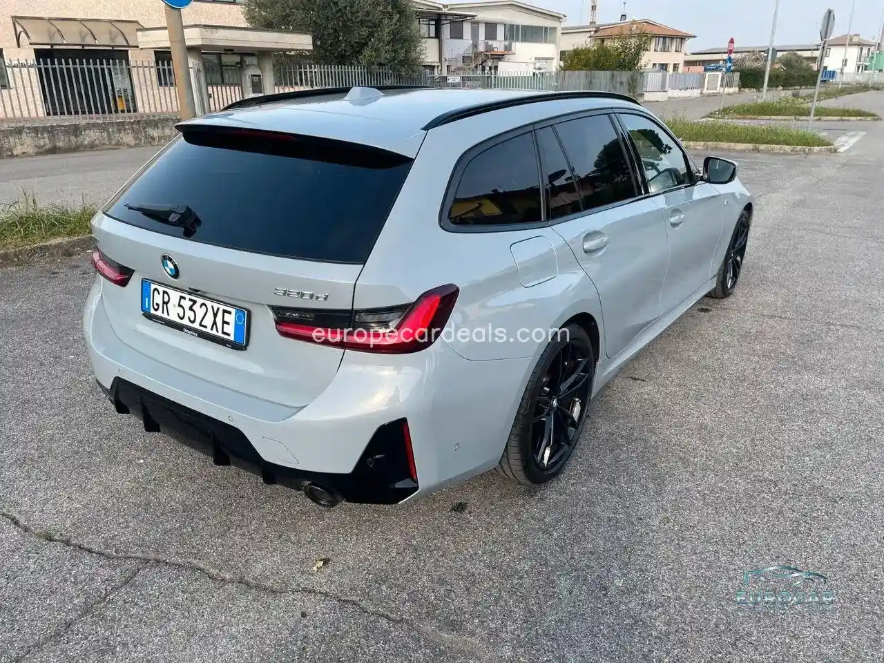 BMW 320