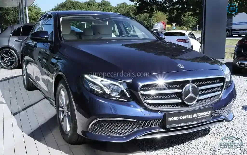 Mercedes-Benz E 200