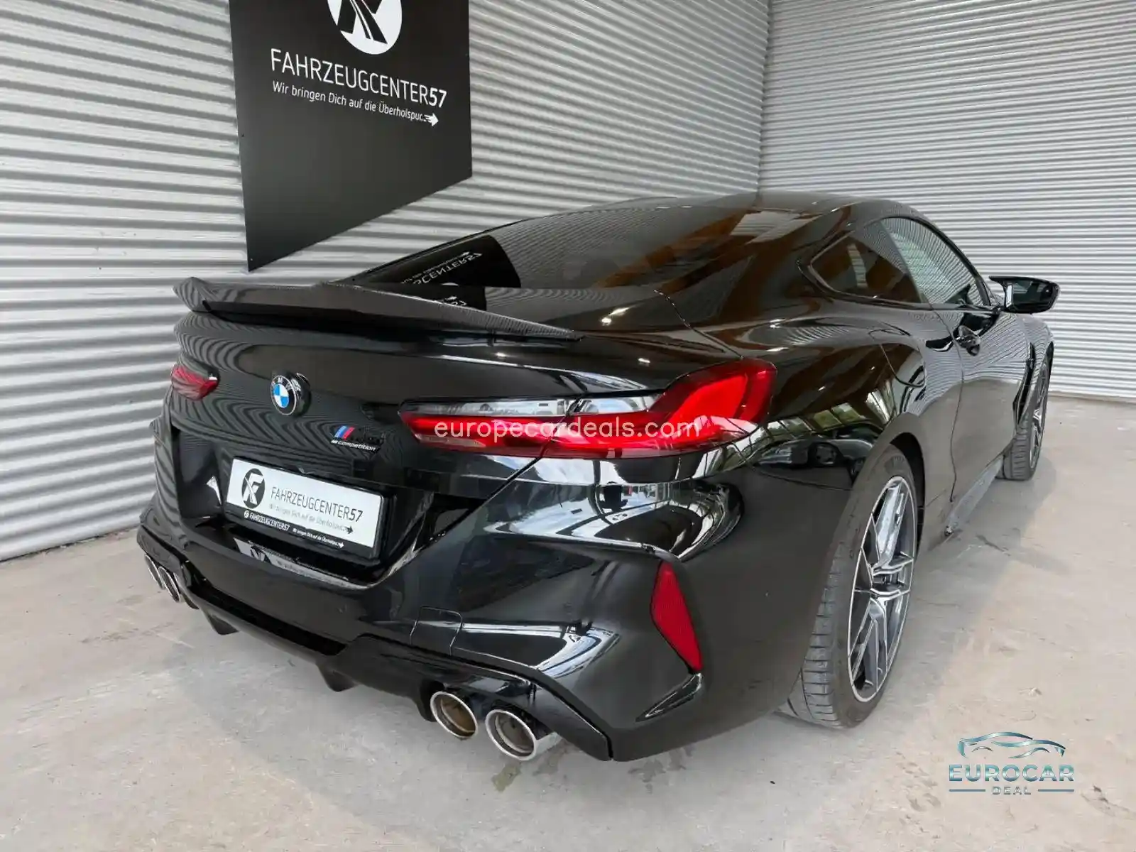 BMW M8